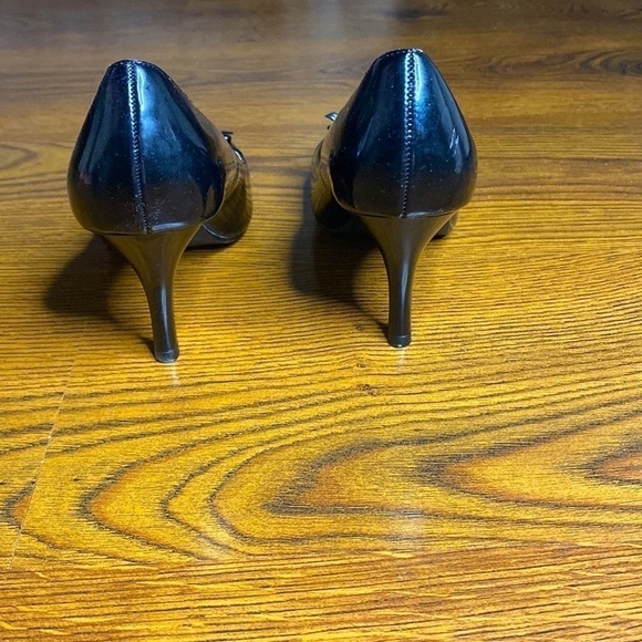 🌷 Candie’s 🌷 Black Patent Heel Bow Tie Pumps - Picture 7 of 8
